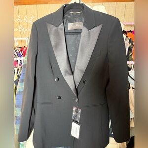 MaxMara Elegant Black Double-Breasted Blazer